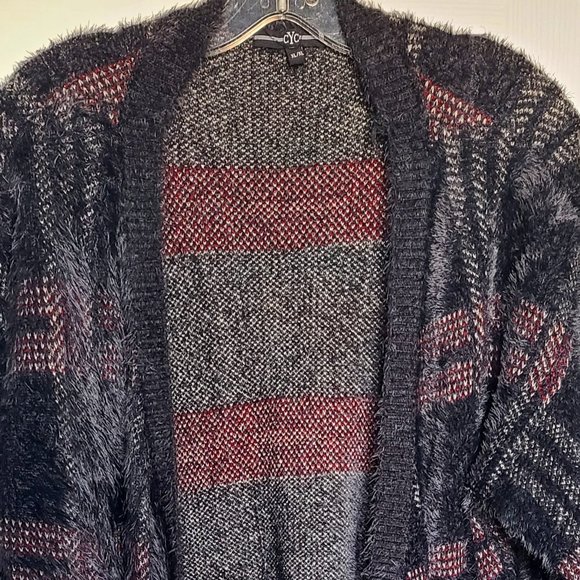 XL Cardigan - Picture 1 of 5